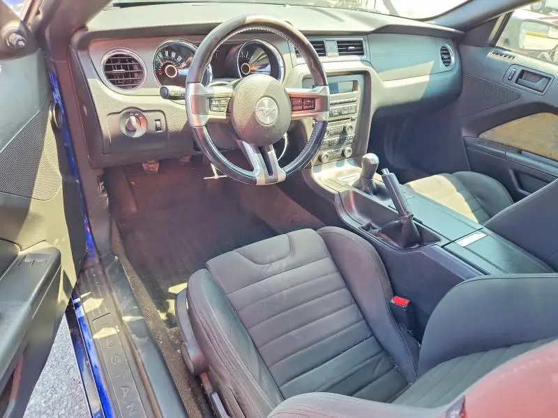 2013 FORD MUSTANG   