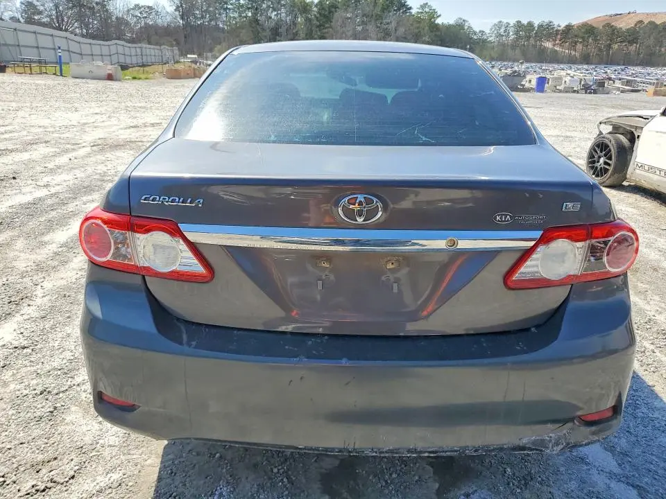 2013 TOYOTA COROLLA LE  