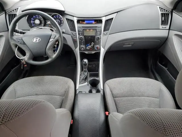 2013 HYUNDAI SONATA GLS  