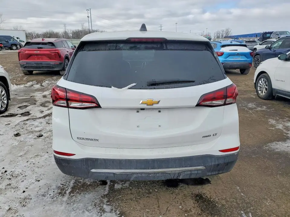 2024 CHEVROLET EQUINOX LT  