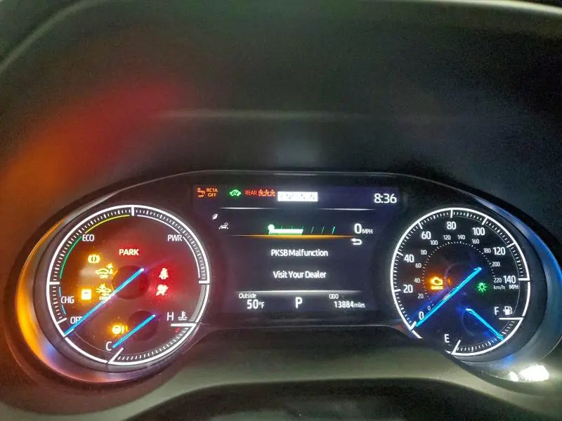 2024 TOYOTA VENZA LE  