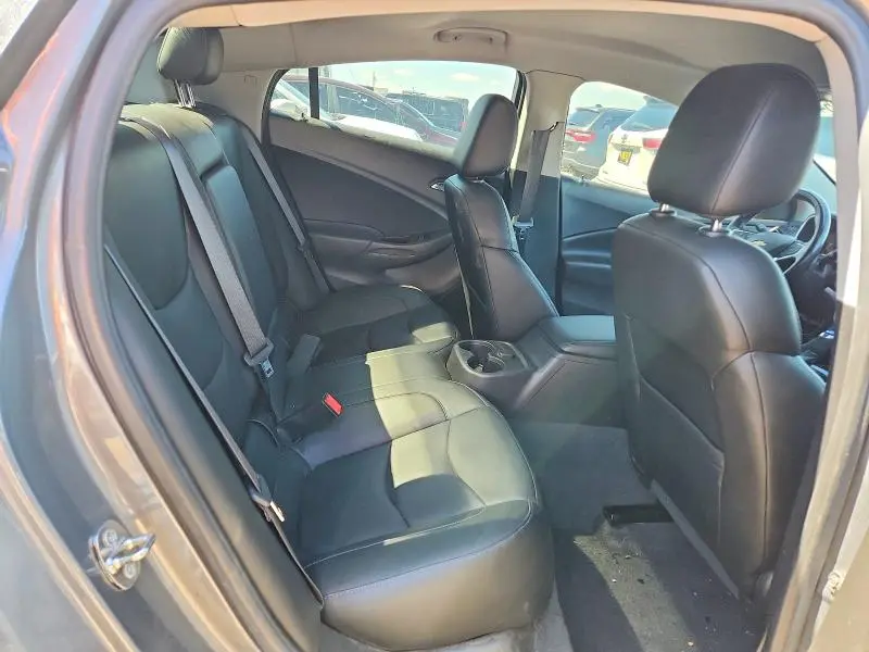 2018 CHEVROLET VOLT LT  