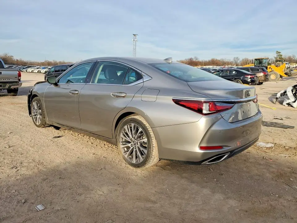 2021 LEXUS ES350   