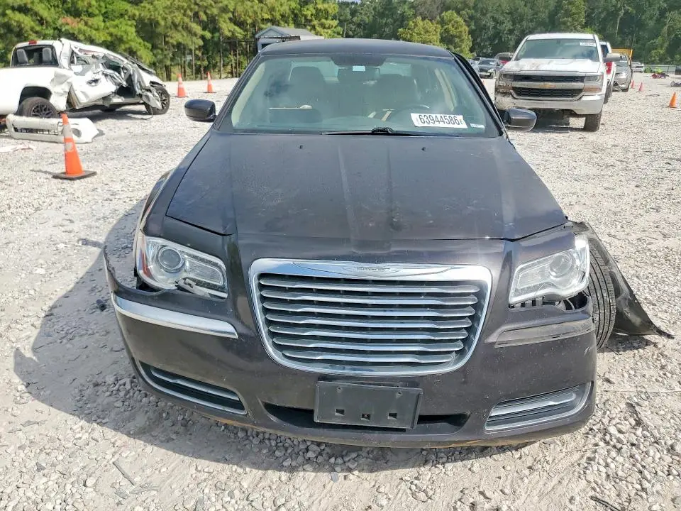 2013 CHRYSLER 300   