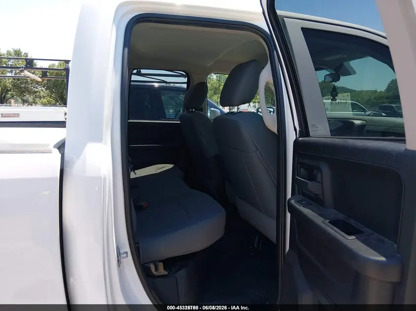 2018 RAM 1500 TRADESMAN  4X2 6'4 BOX