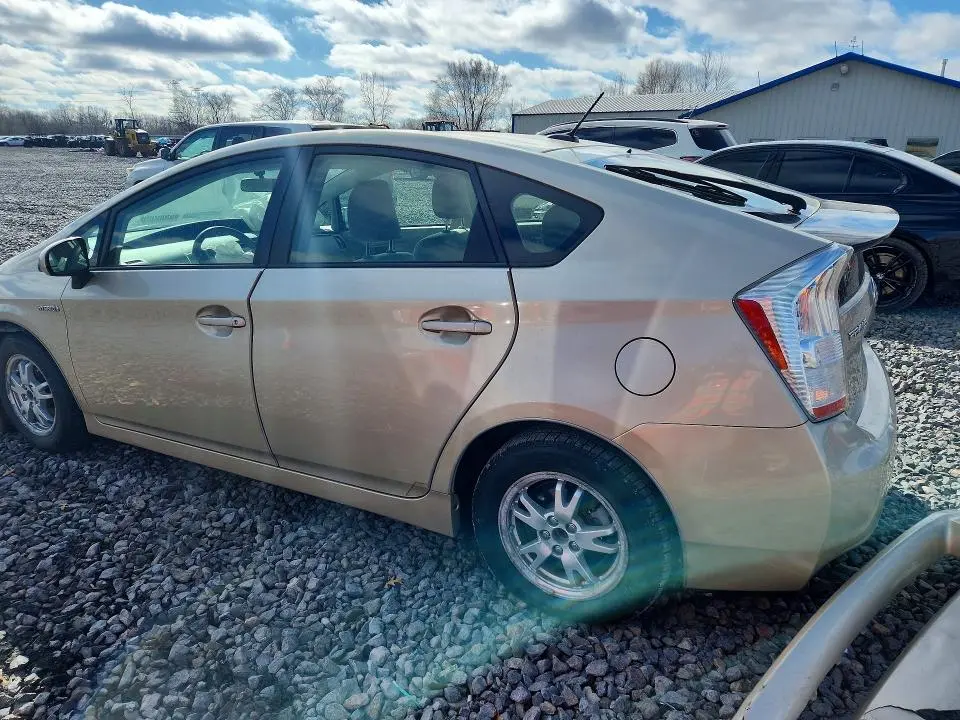 2010 TOYOTA PRIUS   