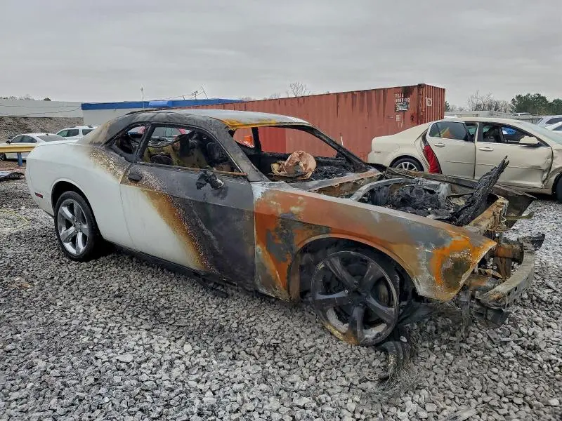 2014 DODGE CHALLENGER SXT  