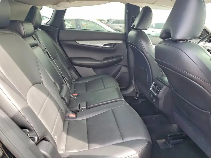 2019 INFINITI QX50 LUXE  