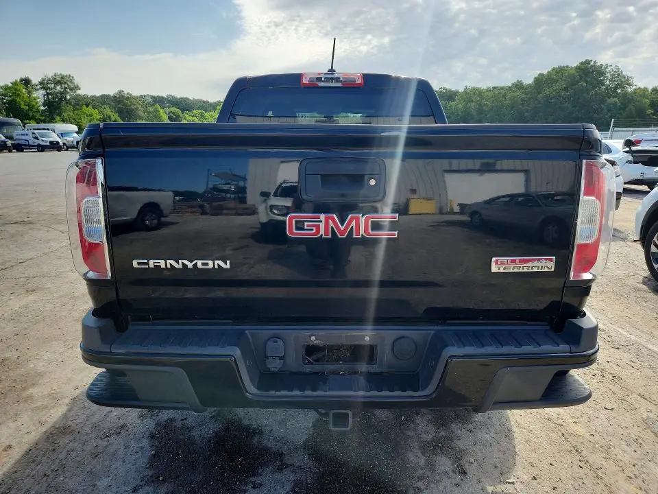 2015 GMC CANYON SLE  
