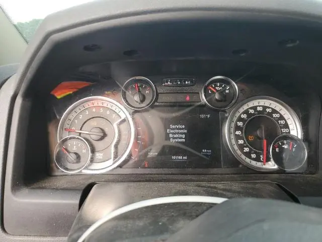2018 RAM 1500 SLT  