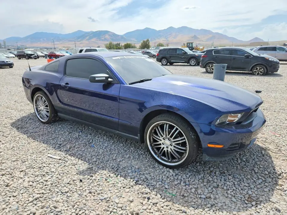 2010 FORD MUSTANG   