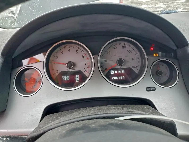 2012 VOLKSWAGEN ROUTAN SE  