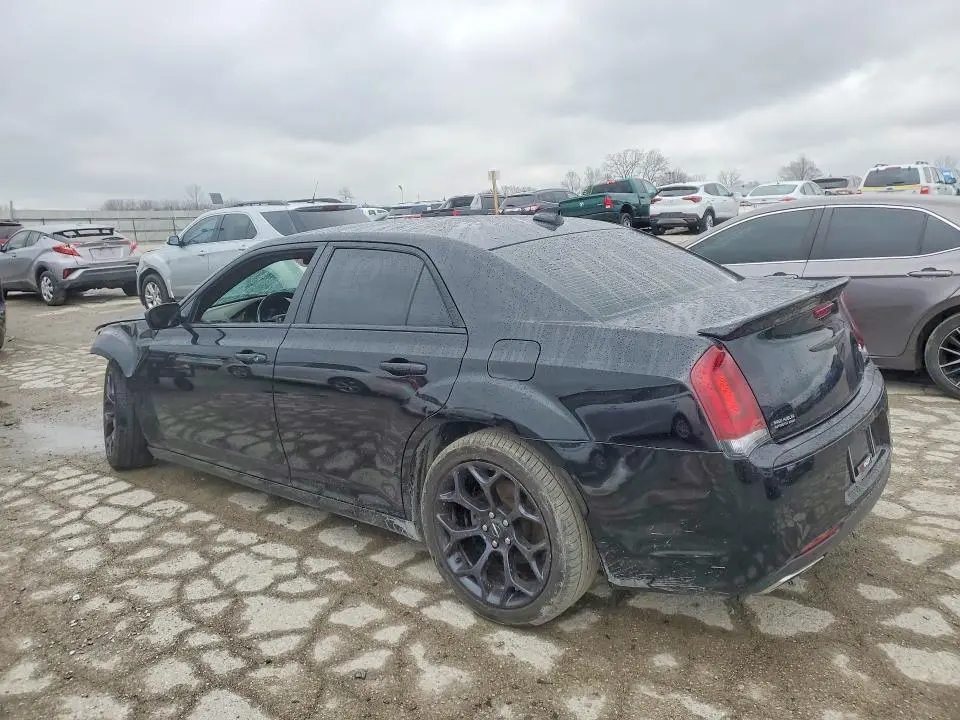 2019 CHRYSLER 300 S  