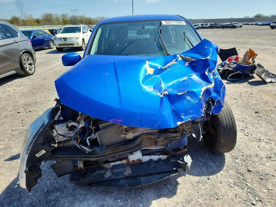2012 NISSAN VERSA 1.8 S  
