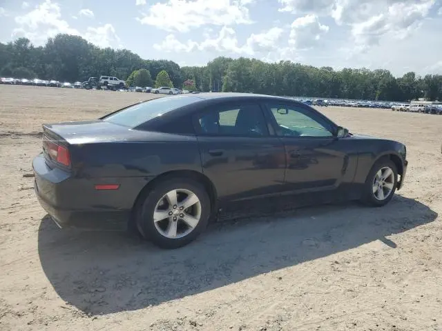 2012 DODGE CHARGER SE  