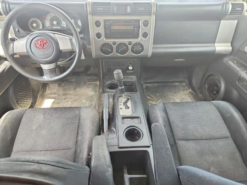 2010 TOYOTA FJ CRUISER BASE  