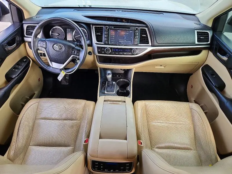 2016 TOYOTA HIGHLANDER LIMITED PLATINUM  