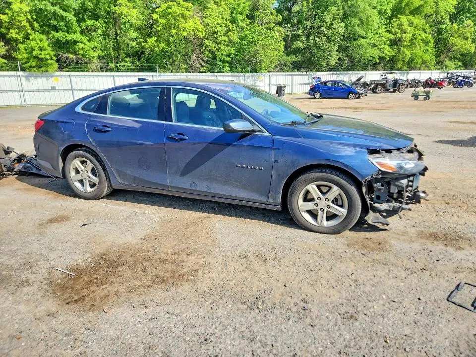 2022 CHEVROLET MALIBU LT  