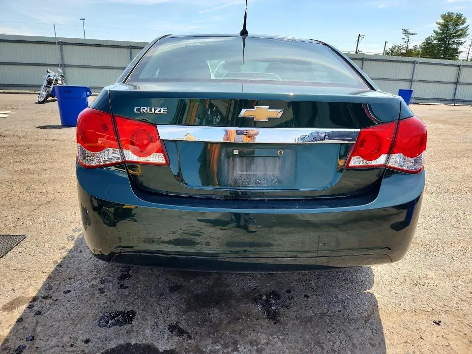 2014 CHEVROLET CRUZE LS  