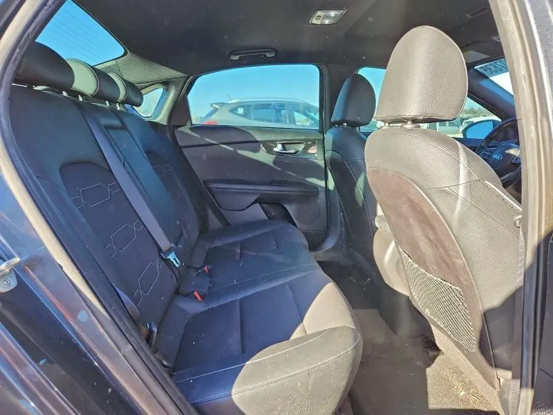 2021 KIA FORTE GT LINE  