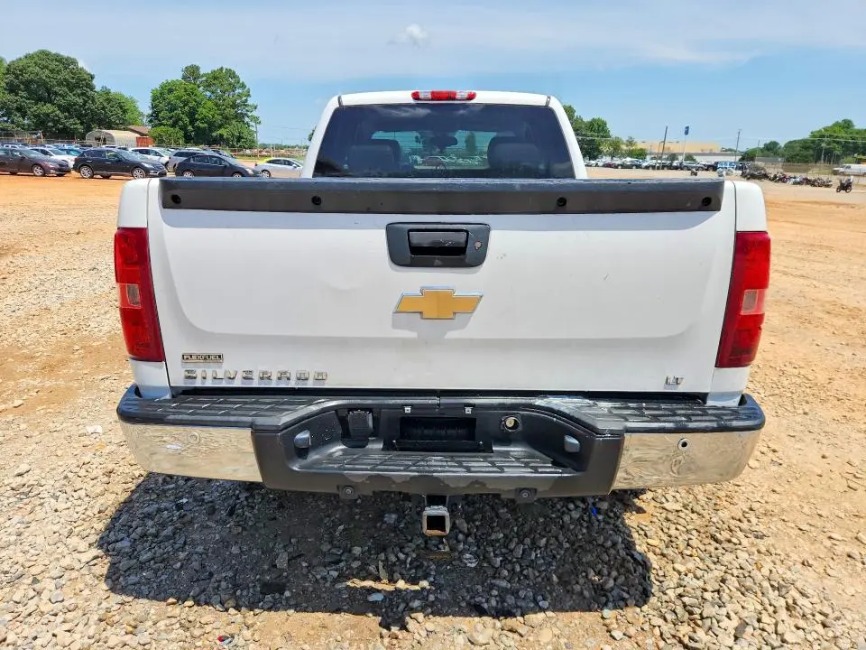 2011 CHEVROLET SILVERADO C1500 LT  