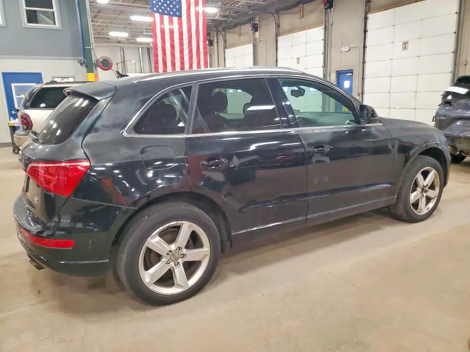 2010 AUDI Q5 PREMIUM PLUS  