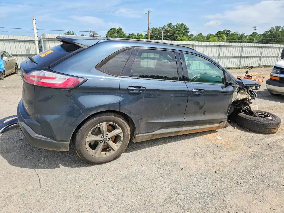 2022 FORD EDGE SE  