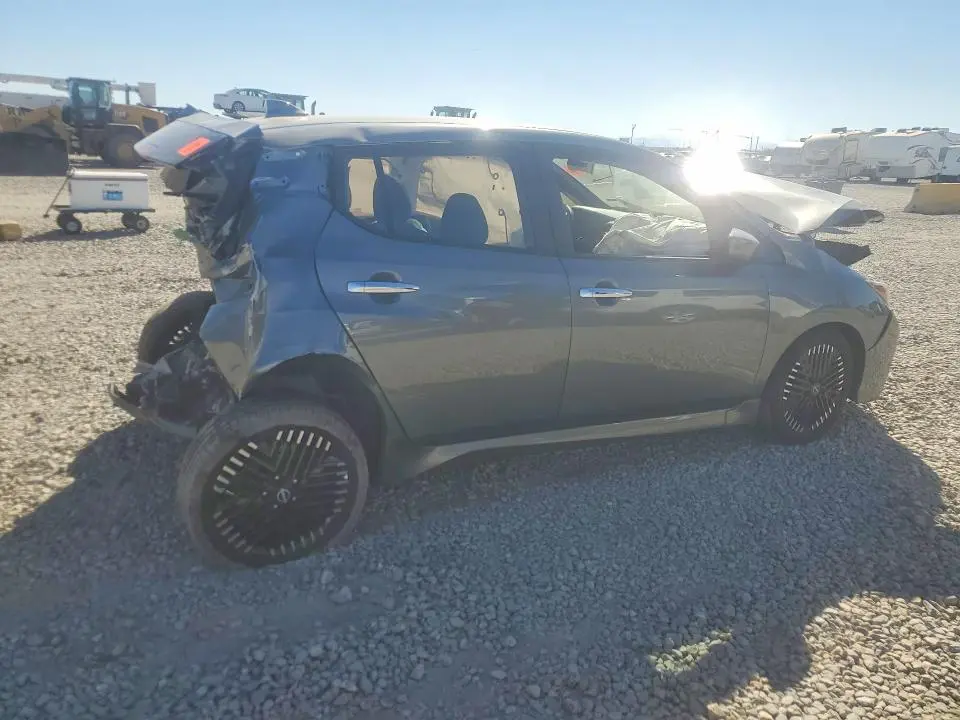2025 NISSAN LEAF SV PLUS  