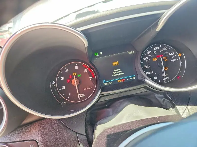 2020 ALFA ROMEO GIULIA TI  