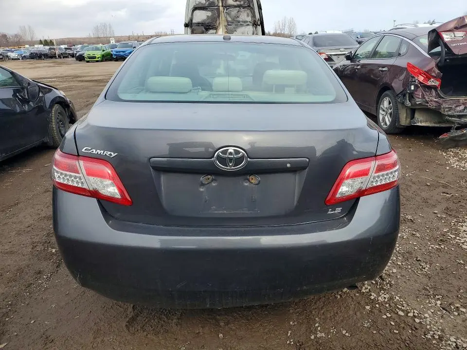 2011 TOYOTA CAMRY BASE  