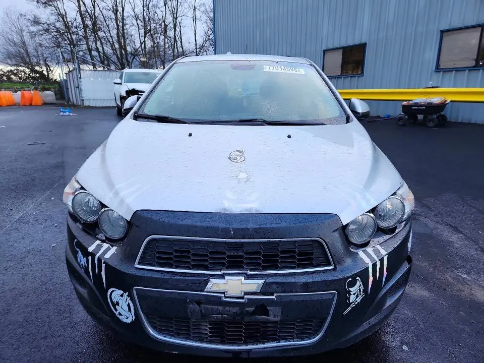 2013 CHEVROLET SONIC LT  