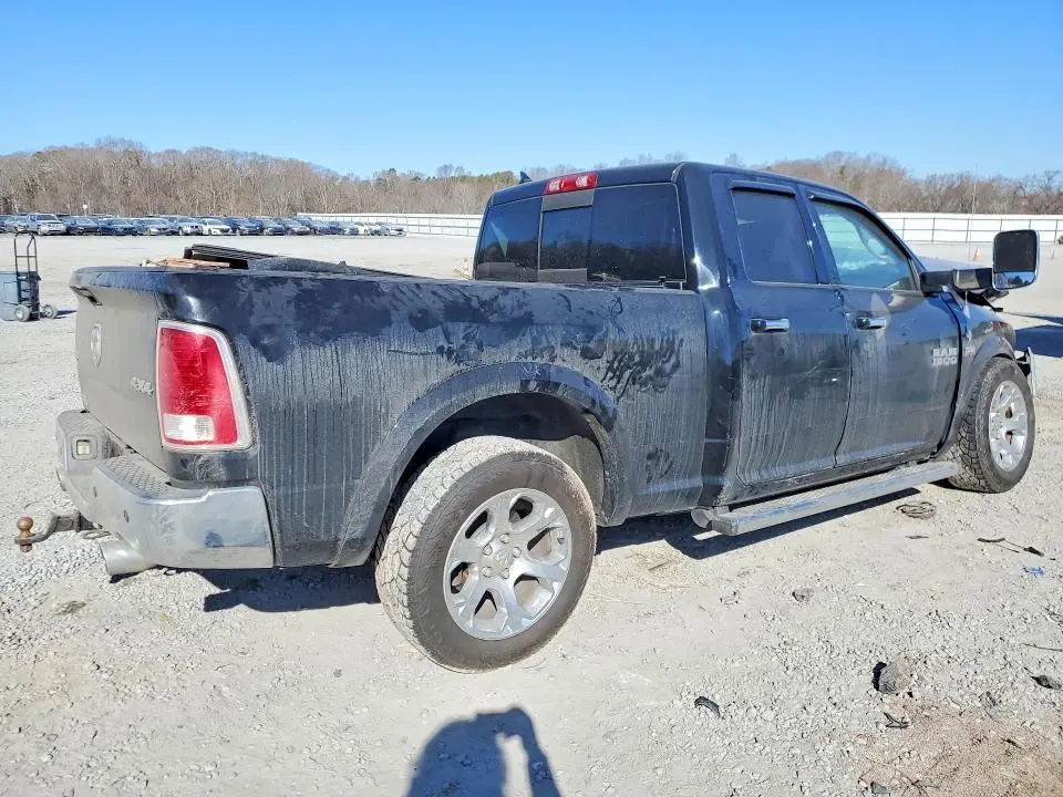 2013 RAM 1500 LARAMIE  
