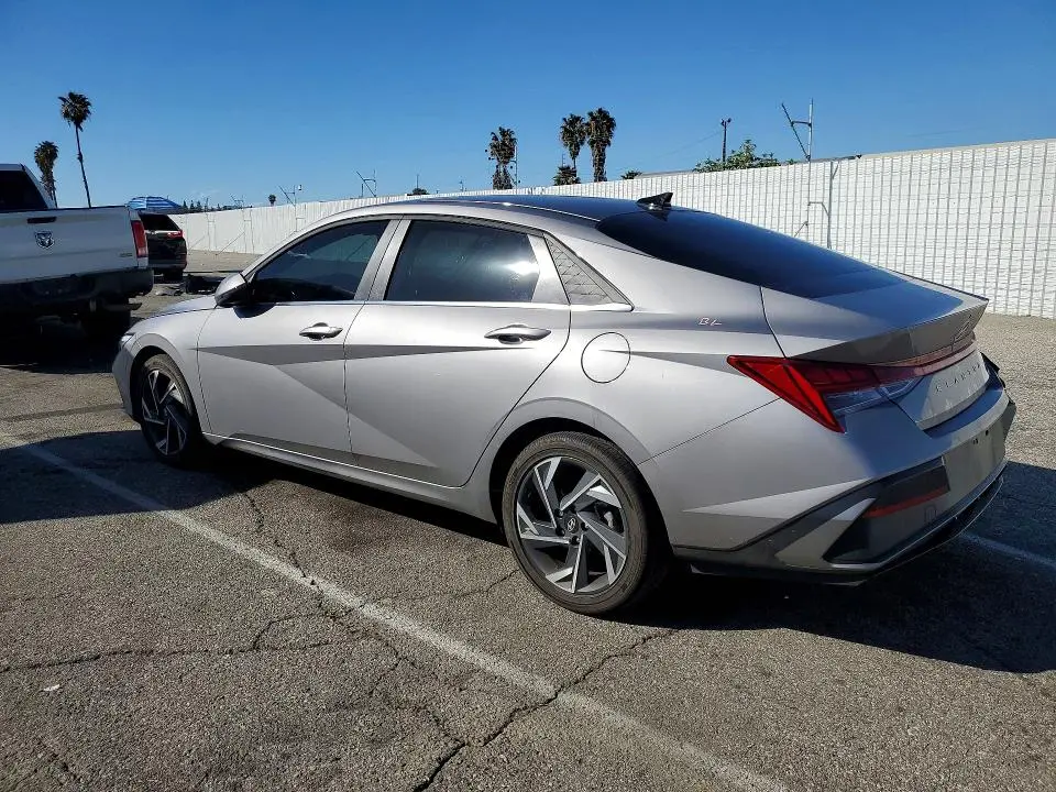 2025 HYUNDAI ELANTRA LIMITED  