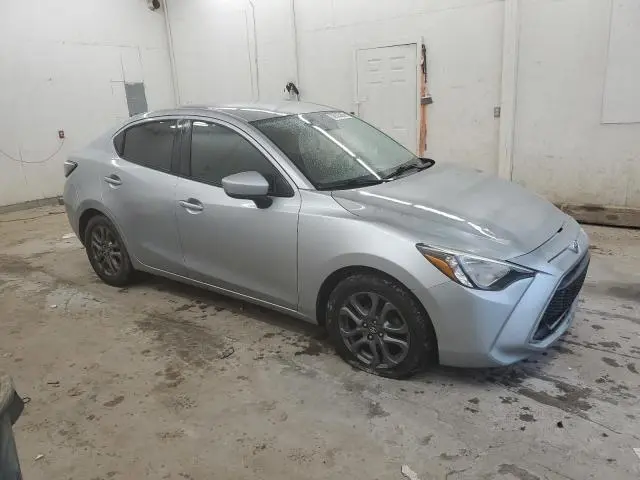 2019 TOYOTA YARIS L  