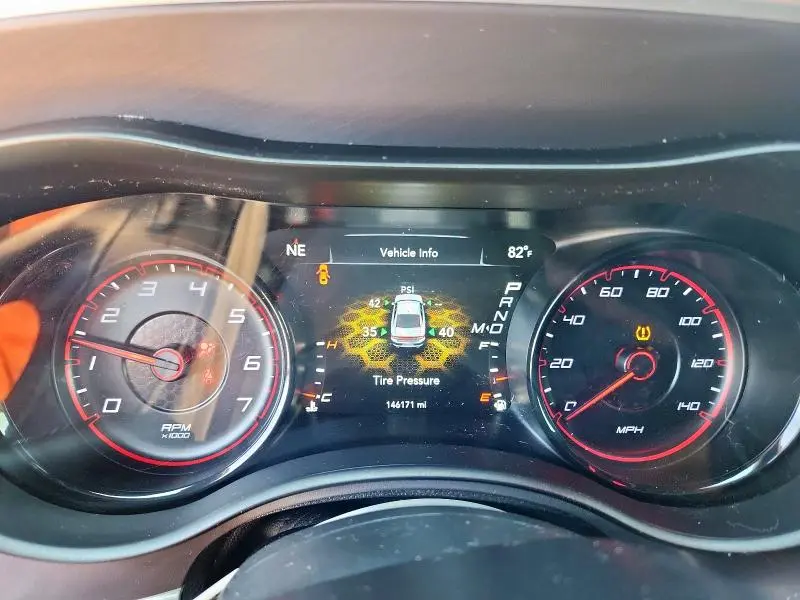 2019 DODGE CHARGER SXT  