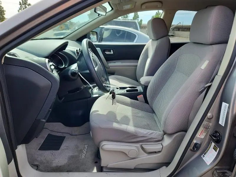 2012 NISSAN ROGUE S  