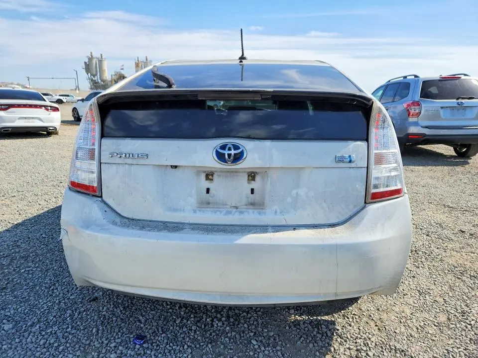 2010 TOYOTA PRIUS IV  