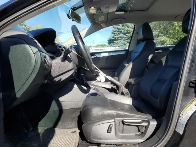 2013 VOLKSWAGEN JETTA SE  