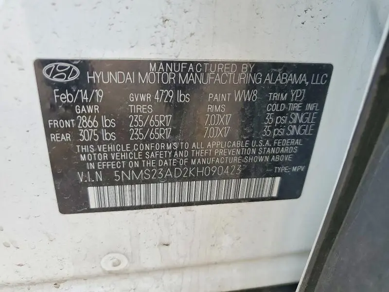 2019 HYUNDAI SANTA FE SE  