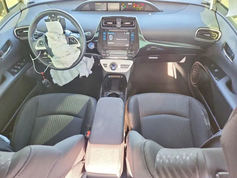 2018 TOYOTA PRIUS THREE  