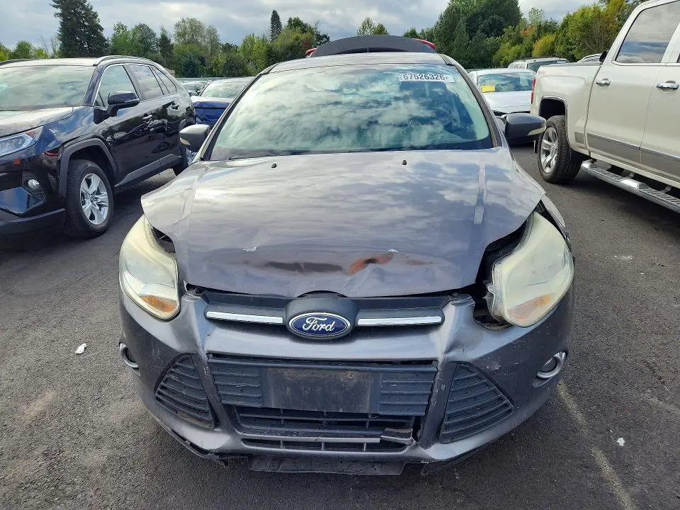 2012 FORD FOCUS SE  