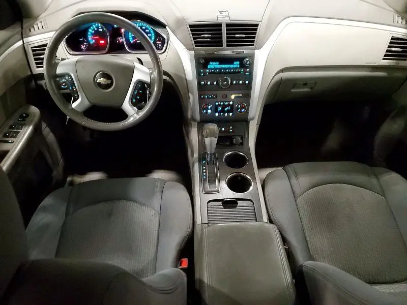 2011 CHEVROLET TRAVERSE LT  
