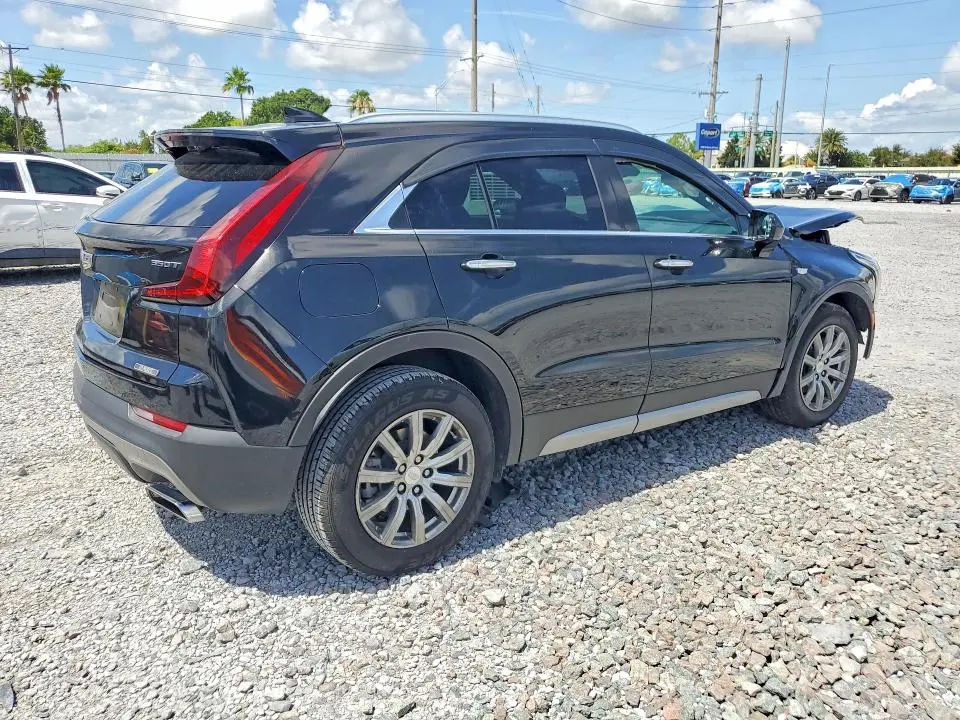 2020 CADILLAC XT4 PREMIUM LUXURY  