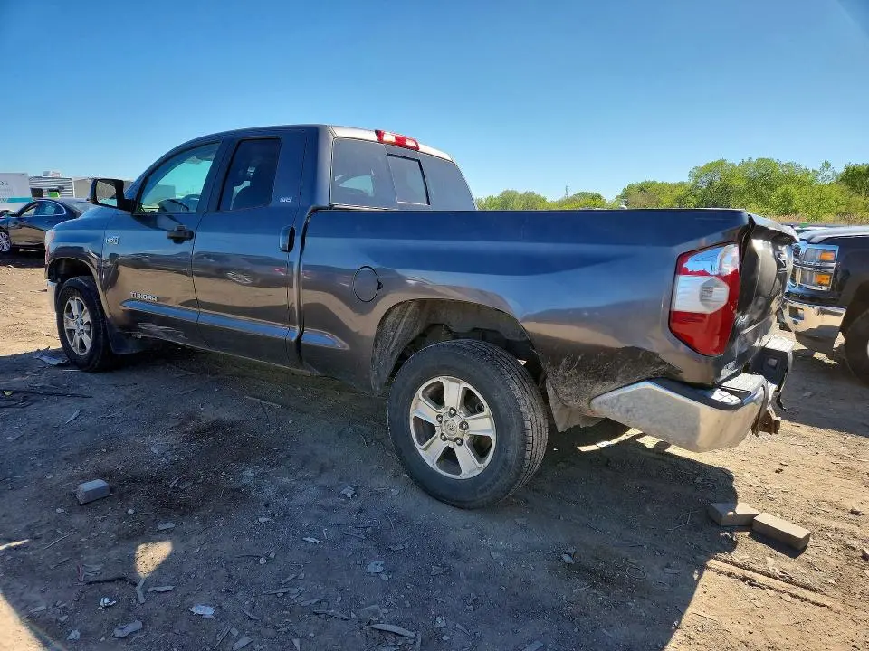 2017 TOYOTA TUNDRA SR5  