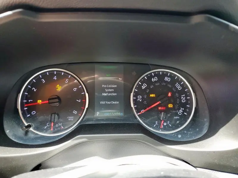 2019 TOYOTA RAV4 XLE  