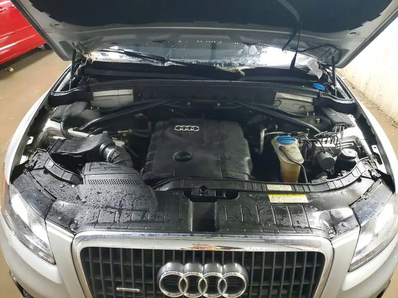 2011 AUDI Q5 PREMIUM  