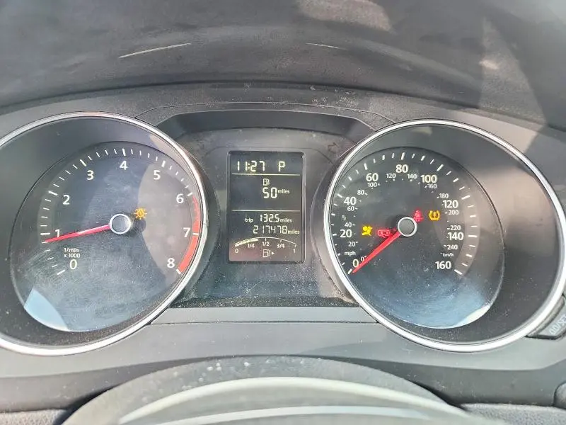 2016 VOLKSWAGEN JETTA SE  