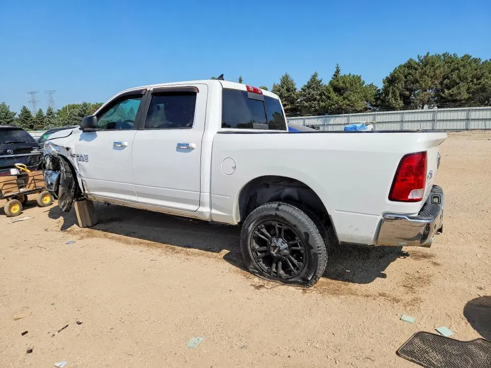 2013 RAM 1500 SLT  