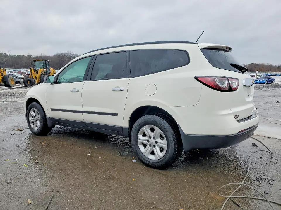 2014 CHEVROLET TRAVERSE LS  
