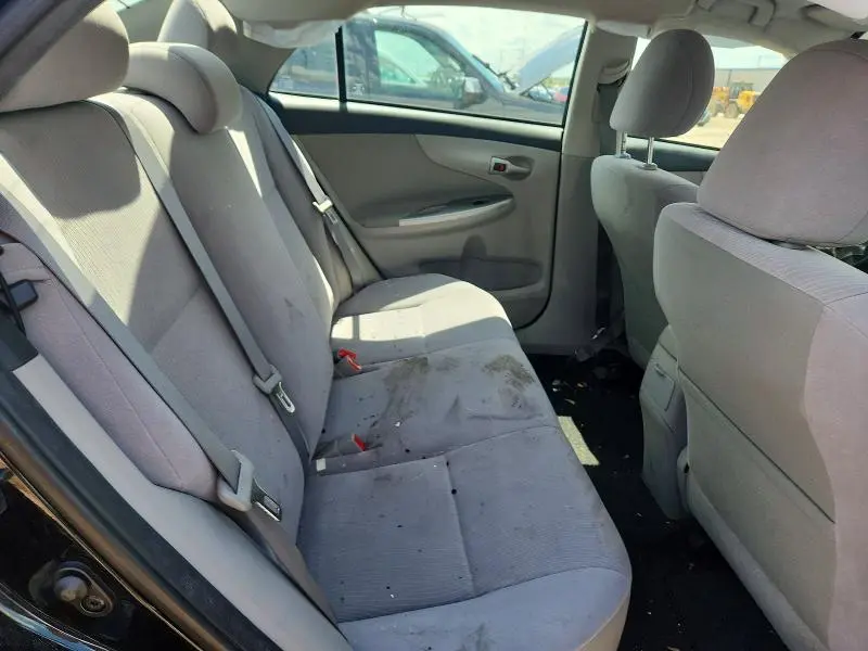 2011 TOYOTA COROLLA LE  